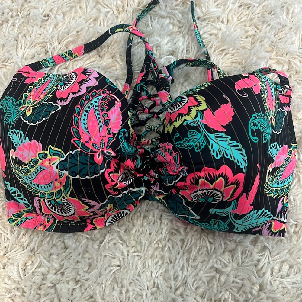 Floral bikini top